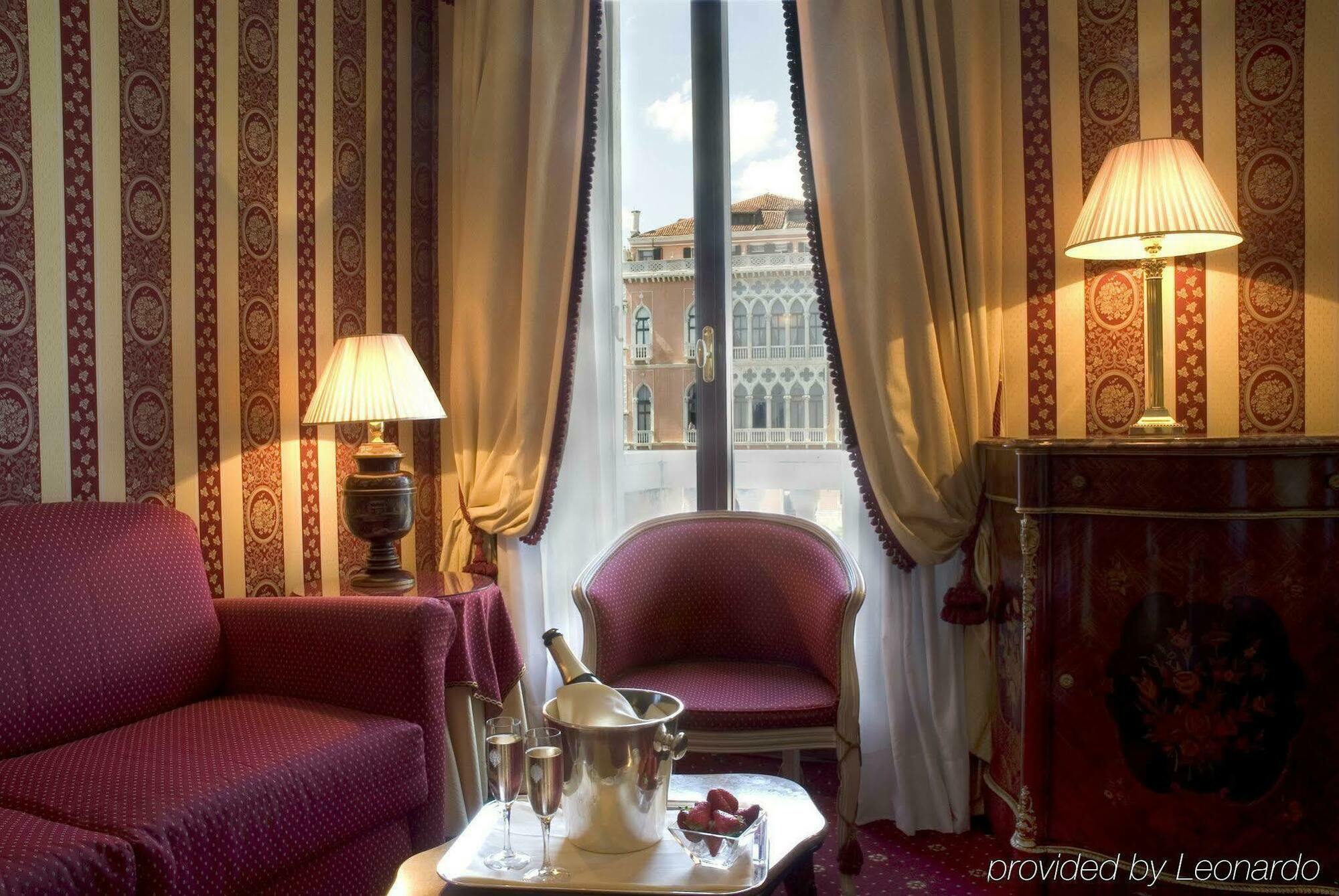 Sina Palazzo Sant'Angelo Hotel Venice Room photo